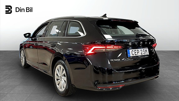 Skoda Octavia 3 of 12