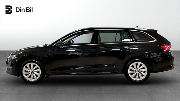 Skoda Octavia 2 of 12