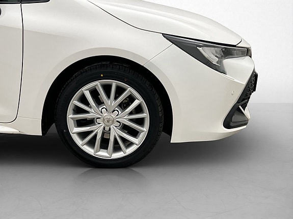 Toyota Corolla 30 of 30