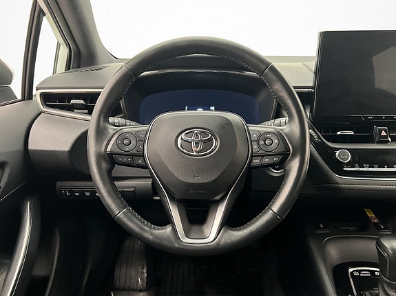 Toyota Corolla 12 of 30