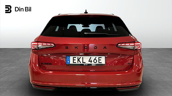 Skoda Superb 5 of 12