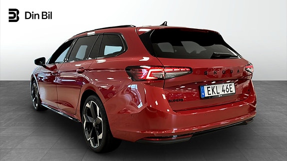 Skoda Superb 3 of 12