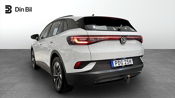 Volkswagen ID.4 3 of 19