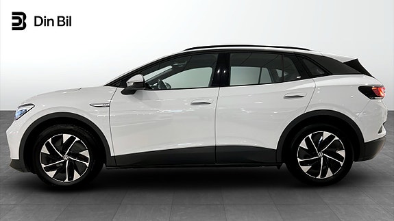 Volkswagen ID.4 2 of 19