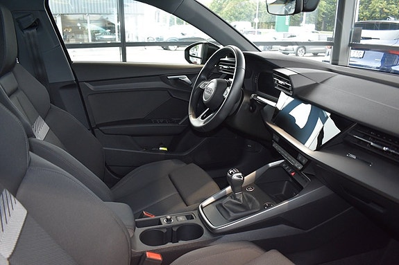 Audi A3 4 of 6