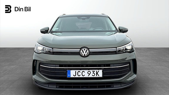 Volkswagen Tiguan 4 of 14