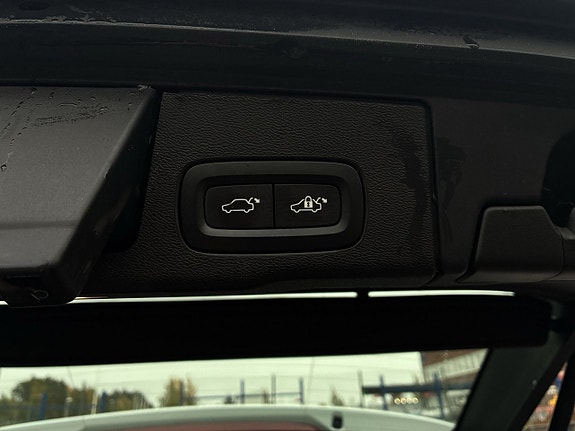 Volvo XC60 21 of 25