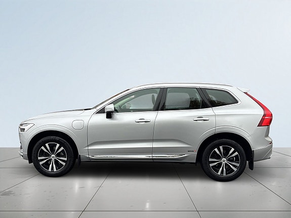 Volvo XC60 4 of 25