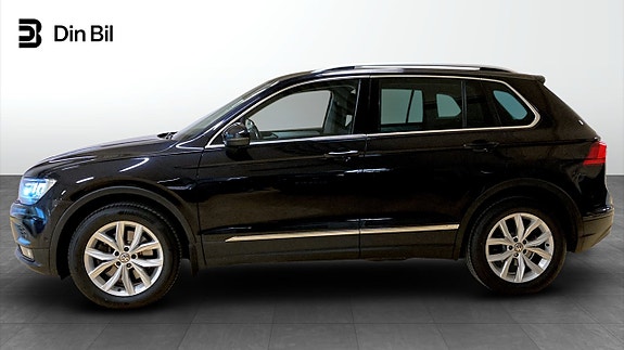 Volkswagen Tiguan 2 of 12