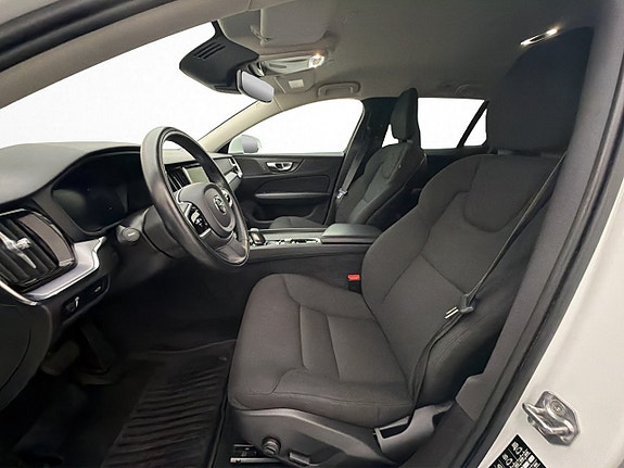 Volvo V60 12 of 30