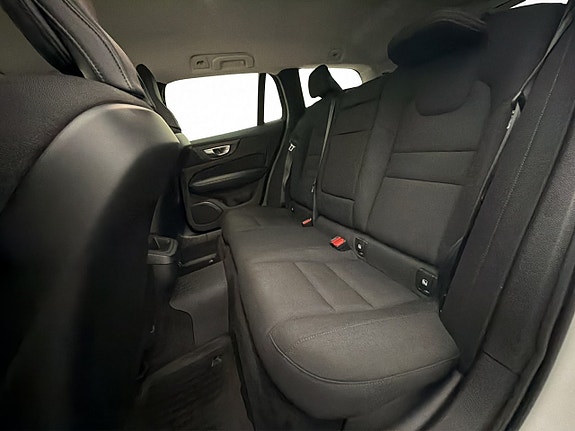 Volvo V60 17 of 30