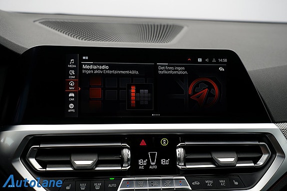 BMW 320i 22 of 29