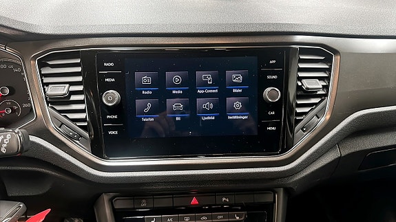 Volkswagen T-Roc 9 of 12