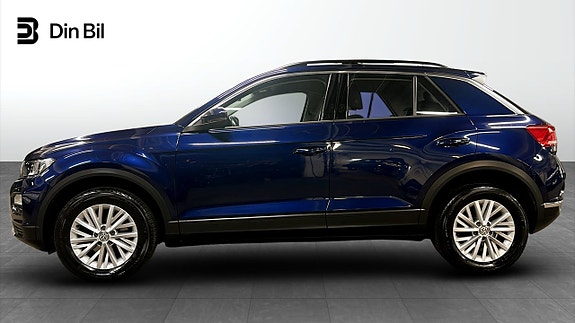 Volkswagen T-Roc 2 of 12