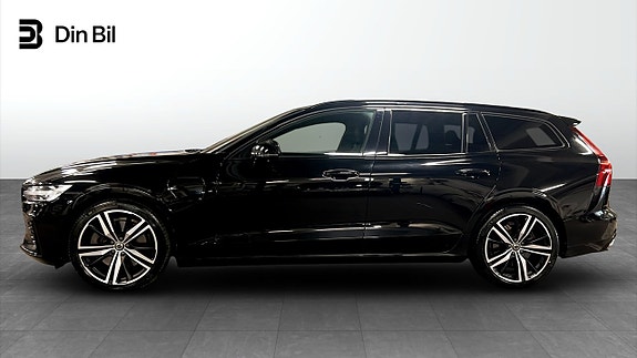 Volvo V60 2 of 12