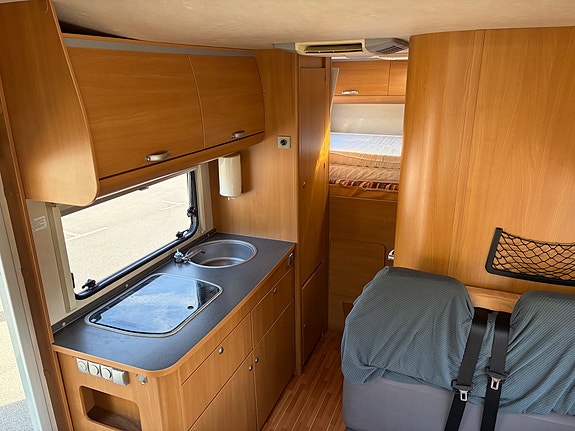Fiat Sun Living 250 Lido A12 B-körkort 3.5 ton AC Stort Garage Dubbelsäng x 3 Markis 8 of 15