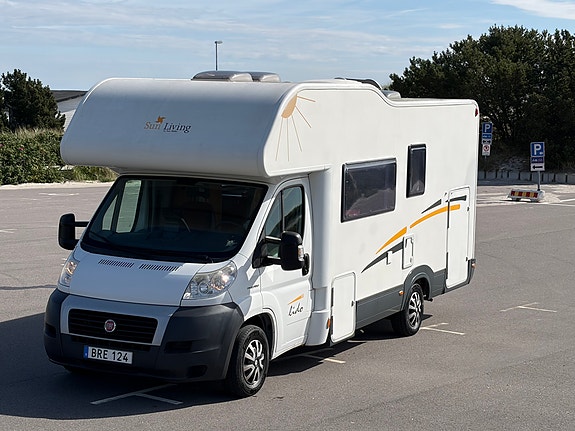 Fiat Sun Living 250 Lido A12 B-körkort 3.5 ton AC Stort Garage Dubbelsäng x 3 Markis 2 of 15