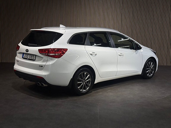 Kia Ceed 4 of 26