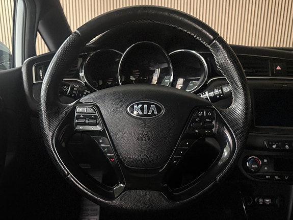 Kia Ceed 15 of 26
