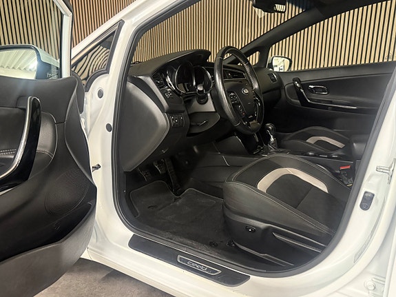 Kia Ceed 10 of 26