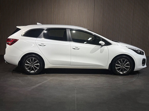 Kia Ceed 3 of 26