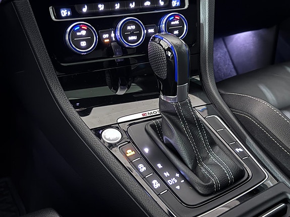 Volkswagen Golf I 17 of 23