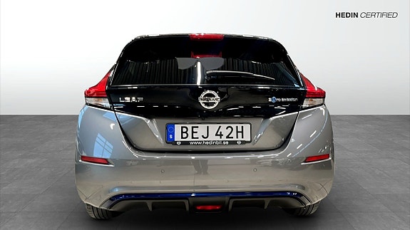 Nissan Leaf 7 of 9