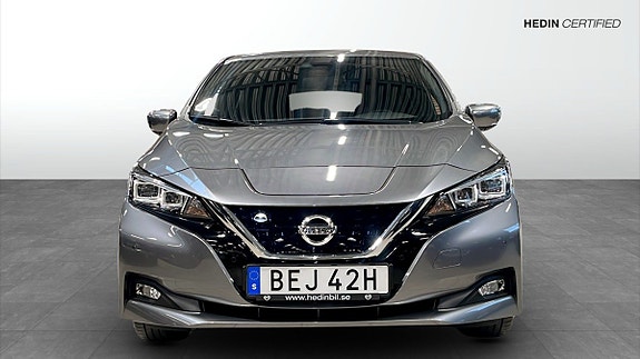 Nissan Leaf 8 of 9