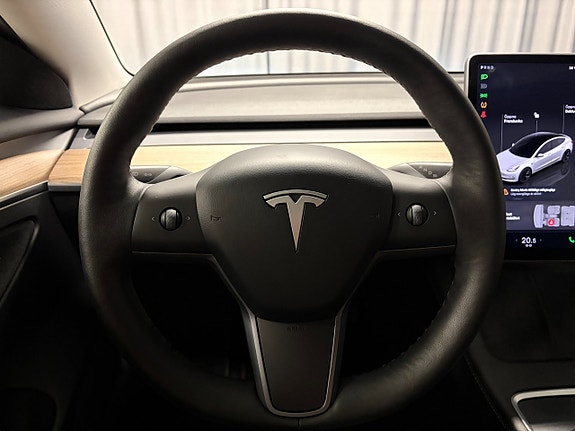 Tesla Model 3 22 of 23
