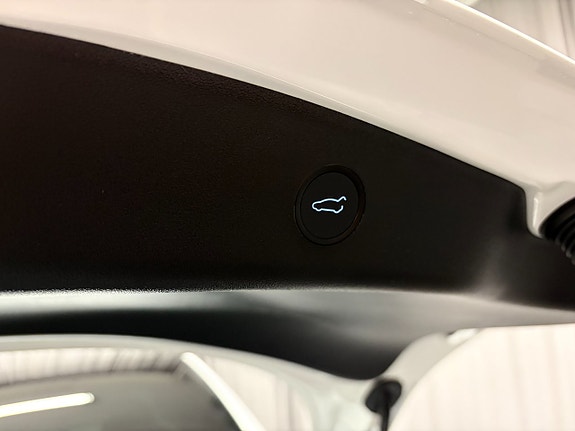 Tesla Model 3 6 of 23