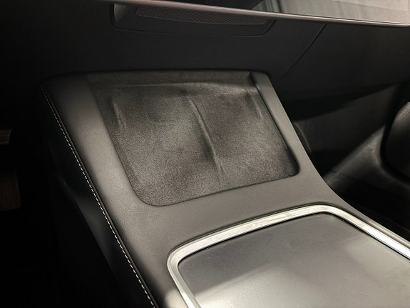 Tesla Model 3 15 of 23