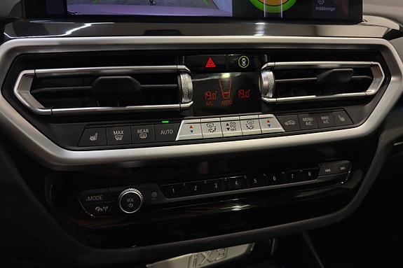 BMW iX3 24 of 30