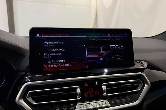 BMW iX3 21 of 30