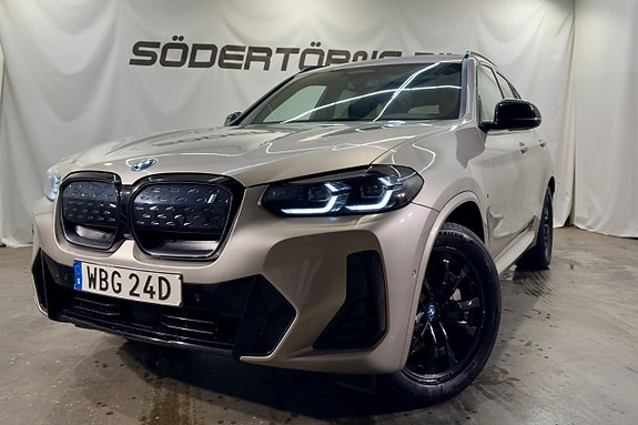 BMW iX3 2 of 30