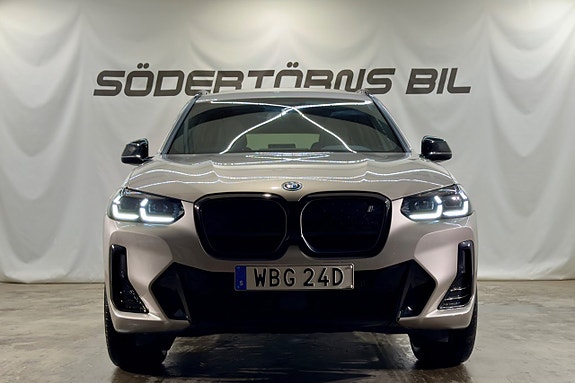 BMW iX3 4 of 30