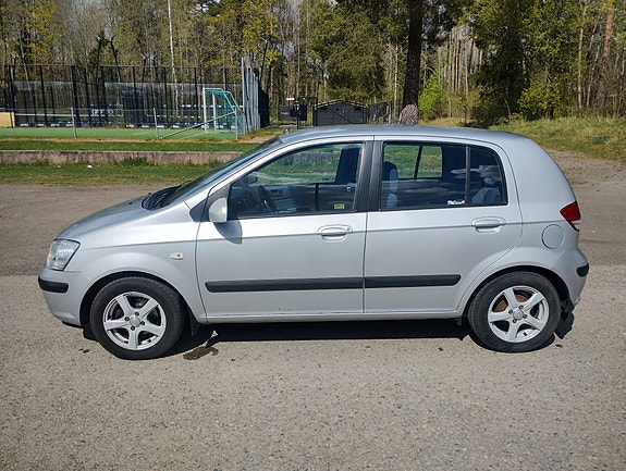 Hyundai Getz 2 of 12