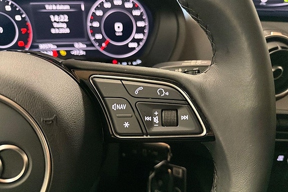 Audi Q2 17 of 23
