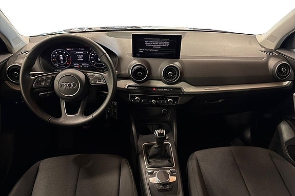 Audi Q2 7 of 23