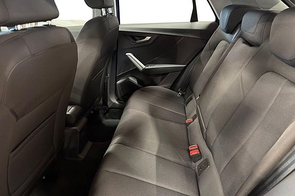 Audi Q2 10 of 23