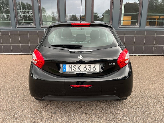 Peugeot 208 4 of 25