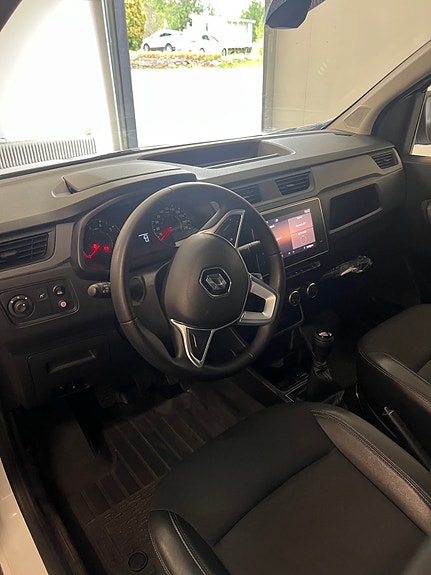 Renault Kangoo Express 2 of 6