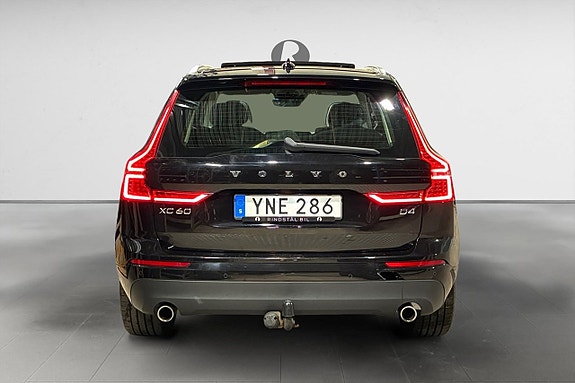 Volvo XC60 6 of 19