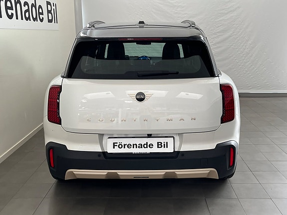MINI Countryman E 11 of 13