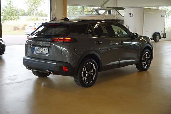 Peugeot 2008 2 of 13