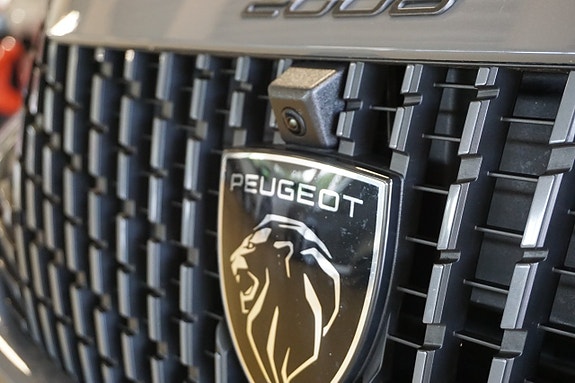 Peugeot 2008 13 of 13