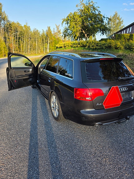 Audi A4 5 of 7