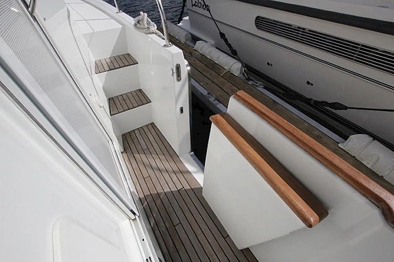 Beneteau Swift Trawler 34 FB 5 of 30