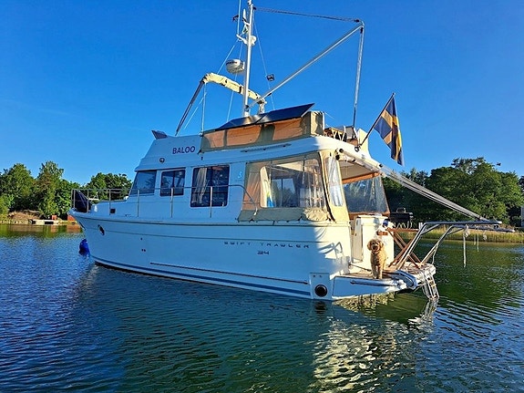Beneteau Swift Trawler 34 FB 2 of 30