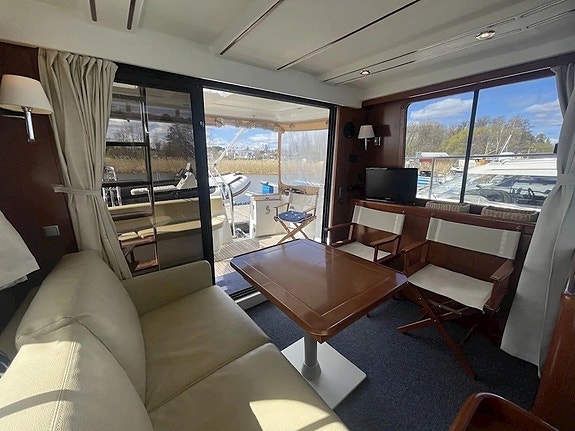 Beneteau Swift Trawler 34 FB 9 of 30