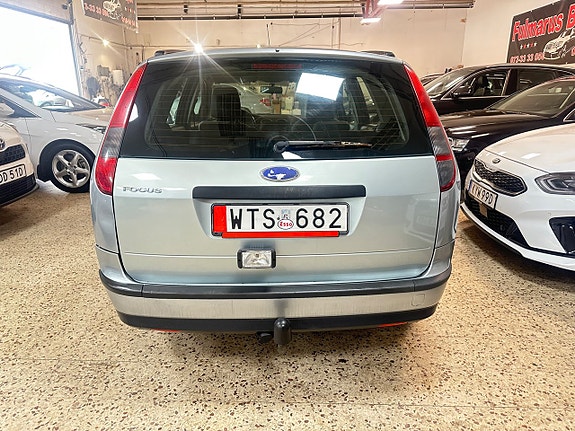 Ford Focus 13 of 13